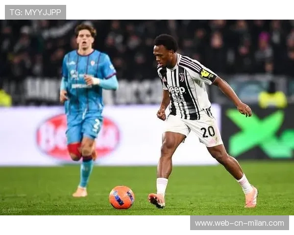 尤文在关键时刻靠防守反击打进致胜球：慢热中的锋芒与协同之美